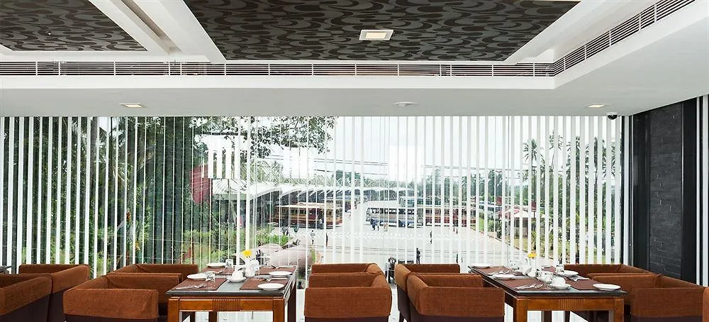 Abaam Cochin Hotel Kochi 4*,  India